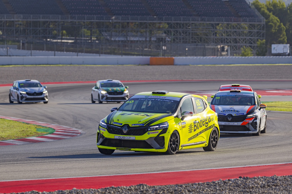 Leonardo Arduini Mantiene la Leadership della Junior Cup Dopo un Weekend Intenso a Barcellona