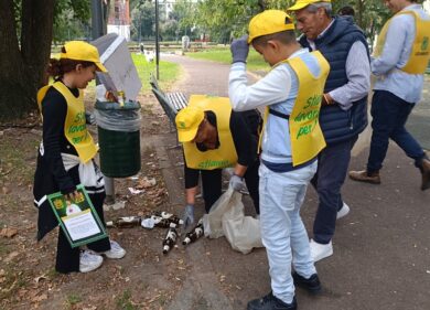 Milano, Aler a sostegno della campagna “Puliamo il mondo”. FOTO