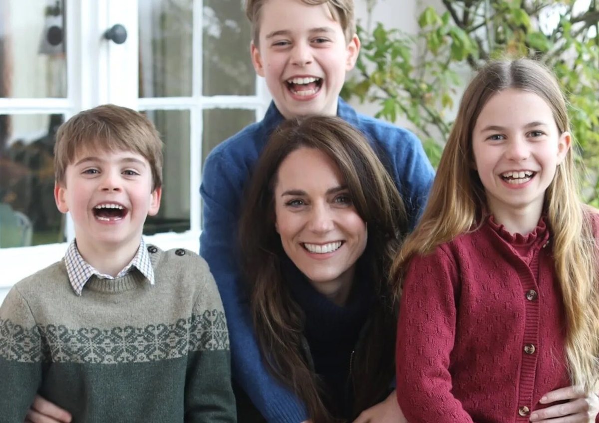 Kate Middleton, prima apparizione per la principessa dopo la chemioterapia Kate Middleton, prima apparizione per la principessa dopo la chemioterapia