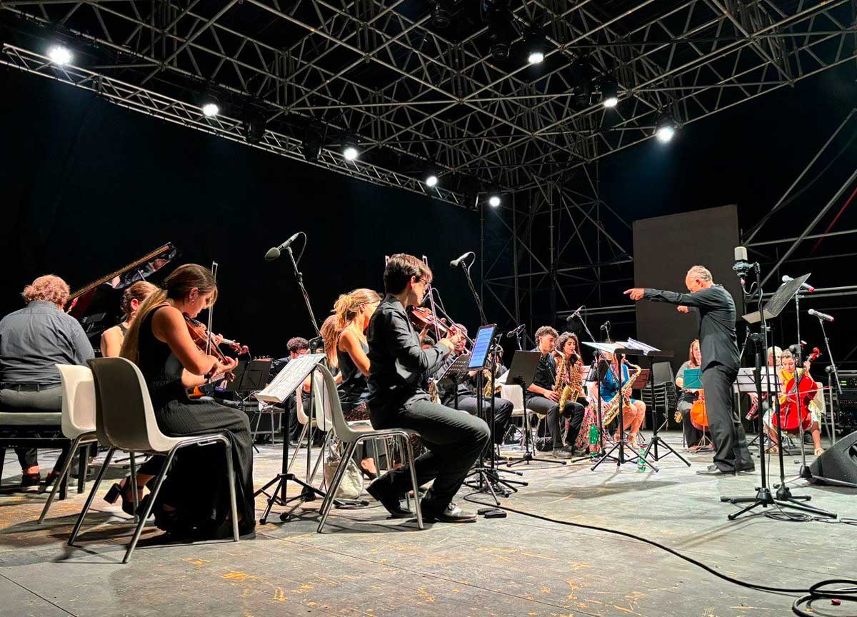 Non vedono lo spartito ma suonano “In Armonia”: 30 musicisti non vedenti al Parco della Musica Non vedono lo spartito ma suonano “In Armonia”: 30 musicisti non vedenti al Parco della Musica