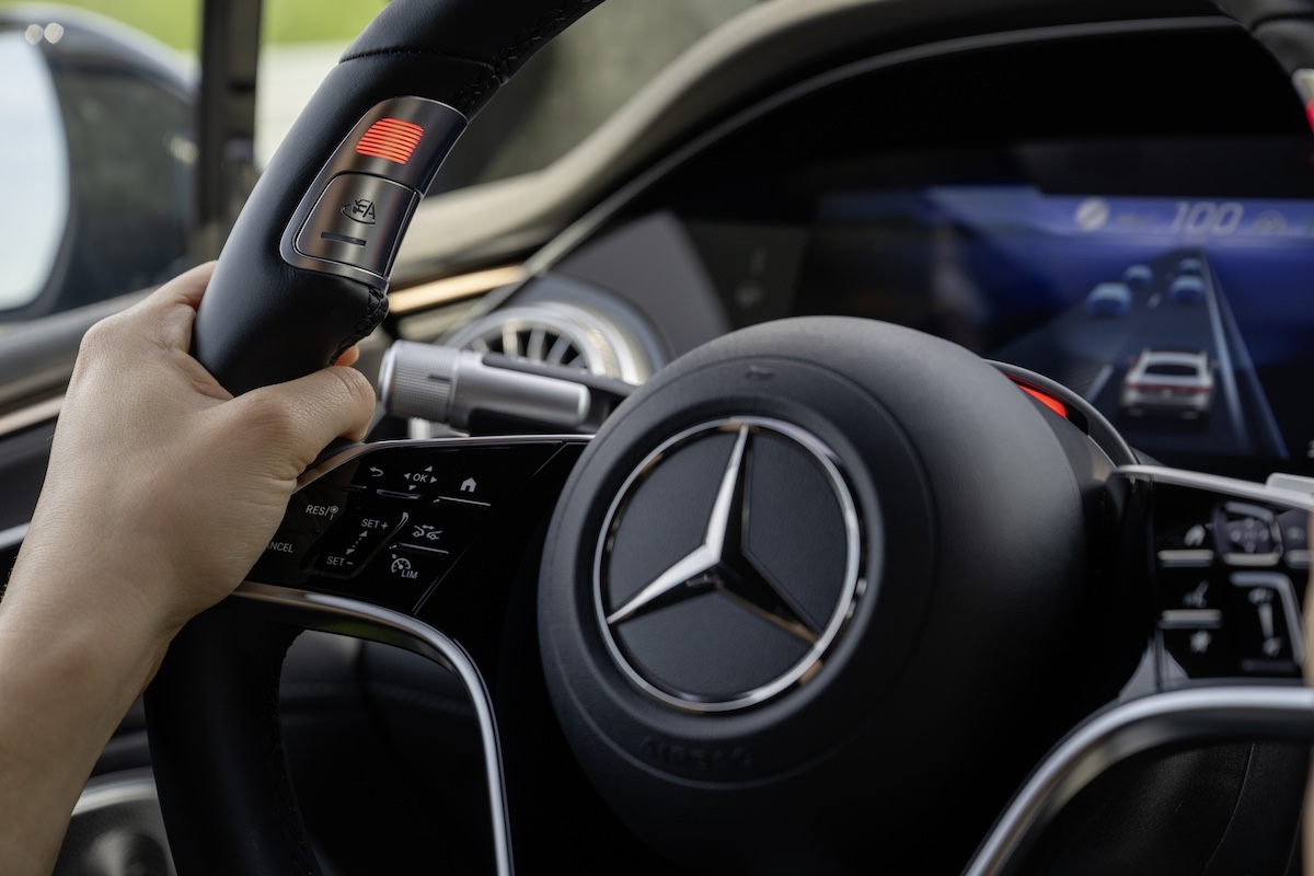 Mercedes-Benz aumenta la velocità massima del sistema di guida automatizzata a 95 km/h