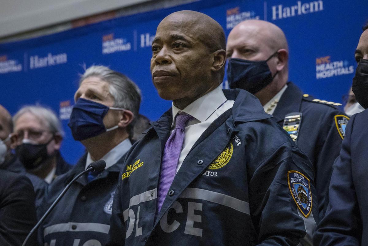 Usa, incriminato per corruzione il sindaco di New York: il primo ad essere accusato mentre in carica Usa, incriminato per corruzione il sindaco di New York: il primo ad essere accusato mentre in carica