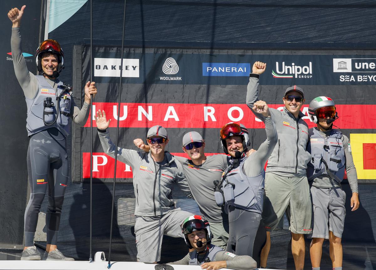 Il team giovanile di Luna Rossa Prada Pirelli vince il trofeo Under 25 della America’s Cup Il team giovanile di Luna Rossa Prada Pirelli vince il trofeo Under 25 della America’s Cup