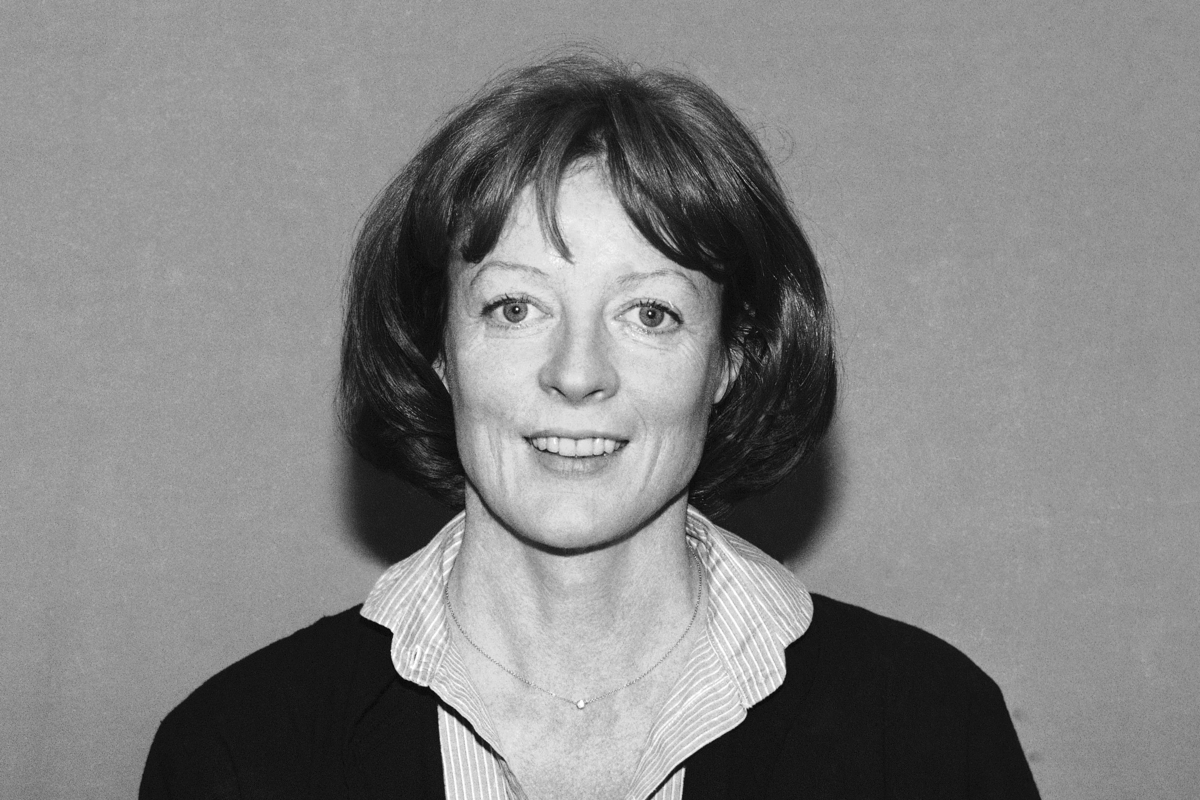 È morta Maggie Smith, amata contessa in Downton Abbey e professoressa McGranitt in Harry Potter È morta Maggie Smith, amata contessa in Downton Abbey e professoressa McGranitt in Harry Potter