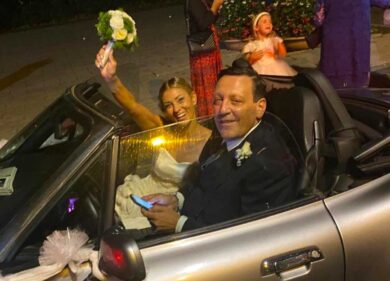 Marco Di Stefano e Claudia Ariano “finalmente sposi”: matrimonio “riparatore” tra i big della politica romana