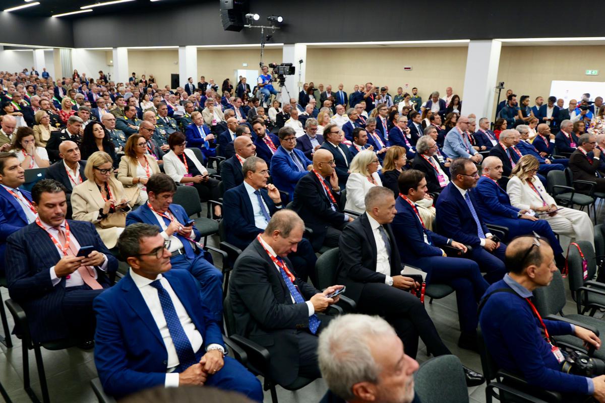 87^ Fiera del Levante col Ministro Urso e le connessioni al Piano Mattei