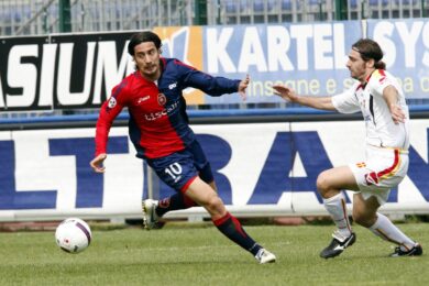 Morto Andrea Capone, l’ex calciatore del Cagliari trovato senza vita con una ferita alla testa