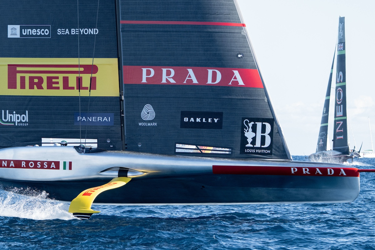 Louis Vuitton Cup,la terza sfida tra GBR e ITA interrotta a causa delle condizioni meteo avverse Louis Vuitton Cup,la terza sfida tra GBR e ITA interrotta a causa delle condizioni meteo avverse