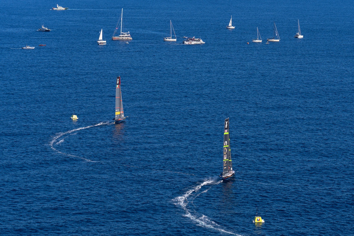 Louis Vuitton Cup,la terza sfida tra GBR e ITA interrotta a causa delle condizioni meteo avverse Louis Vuitton Cup,la terza sfida tra GBR e ITA interrotta a causa delle condizioni meteo avverse