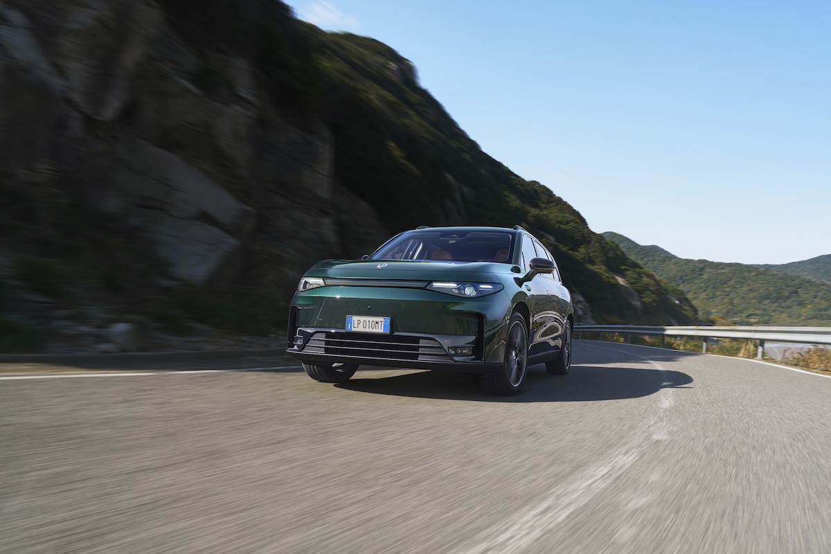 Stellantis e Leapmotor aprono gli ordini in Europa per la city car T03 e il SUV C10 elettrici Stellantis e Leapmotor aprono gli ordini in Europa per la city car T03 e il SUV C10 elettrici