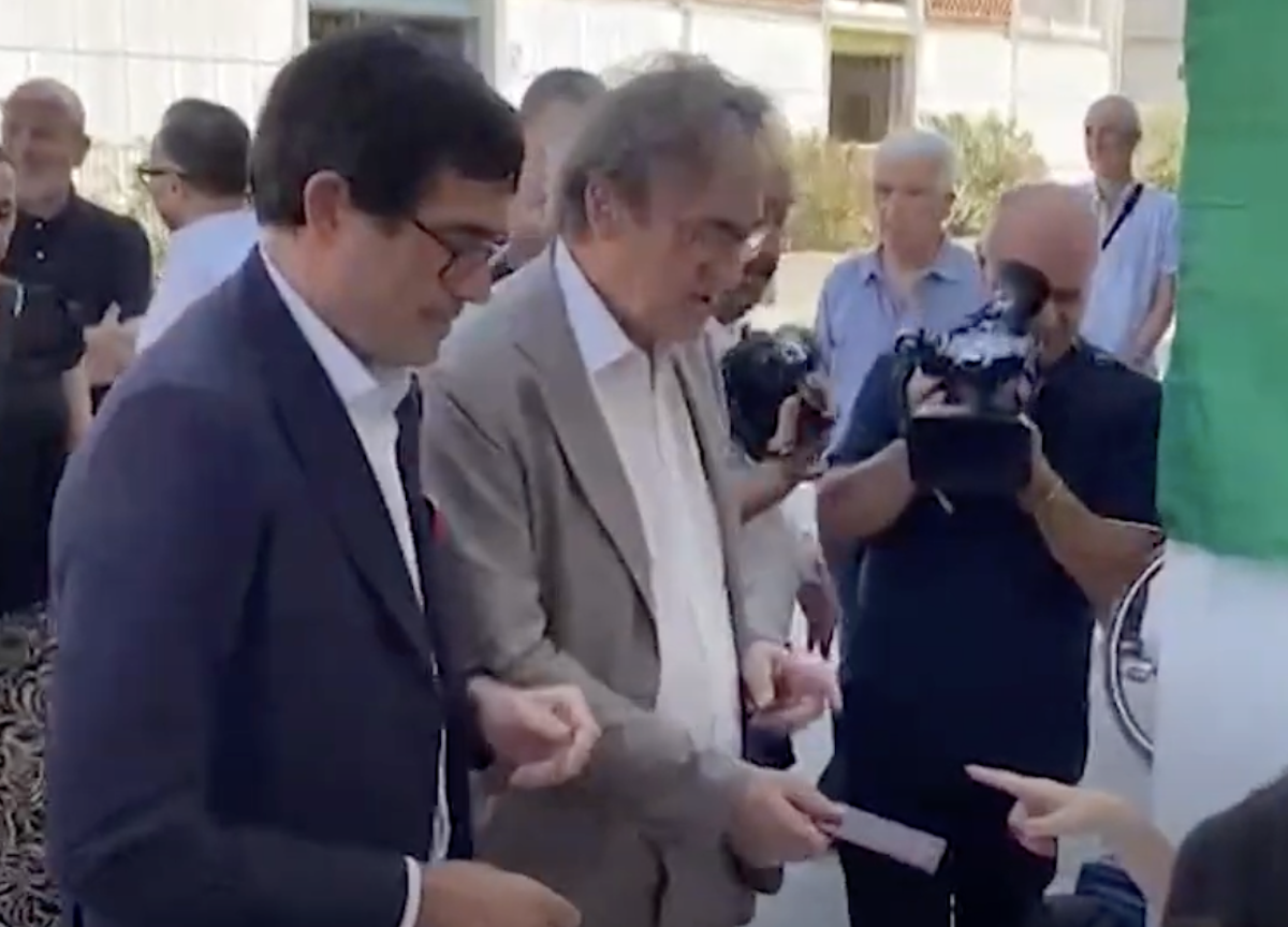 Campo largo in pezzi, si sfila pure Avs. Bonelli: “Parole del Pd inaccettabili e Renzi non lo vogliamo” Campo largo in pezzi, si sfila pure Avs. Bonelli: “Parole del Pd inaccettabili e Renzi non lo vogliamo”