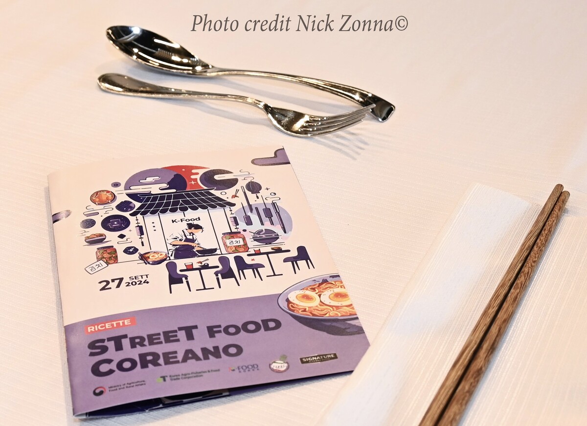La cucina coreana espressa tipica dello street food di Seul La cucina coreana espressa tipica dello street food di Seul