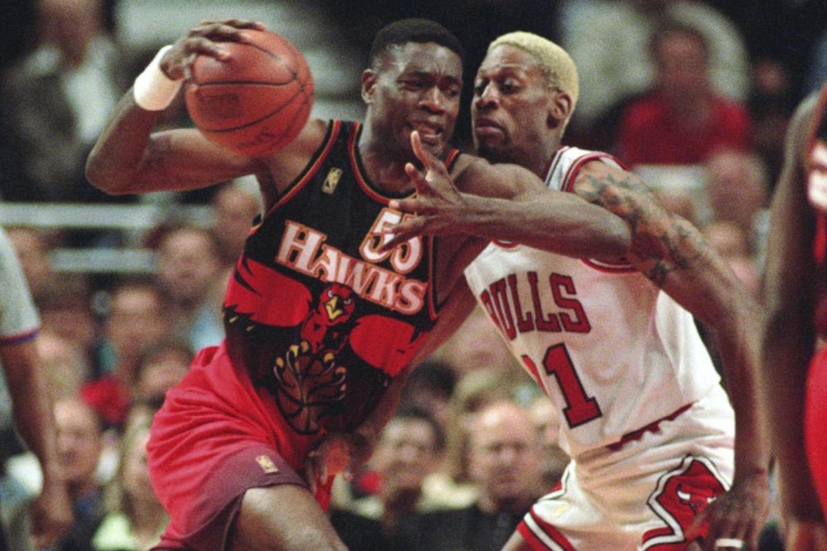 Dikembe Mutombo è morto, chi era il ‘re delle stoppate’, leggenda Nba. Quel gesto iconico col dito… Dikembe Mutombo è morto, chi era il ‘re delle stoppate’, leggenda Nba. Quel gesto iconico col dito…