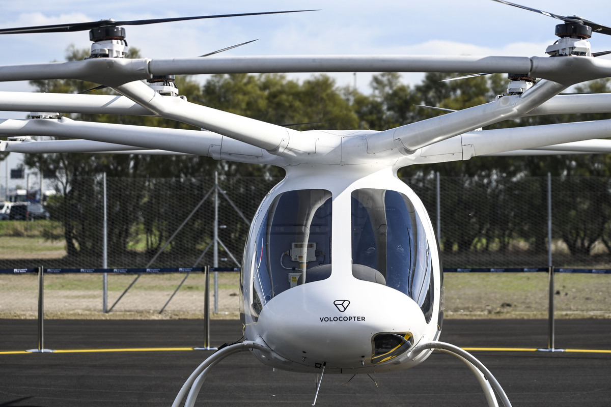 Prendo un taxi e volo a Fiumicino: l’Enav verso la certificazione degli aerotaxi Urban, elettrici e a decollo verticale