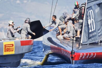 Louis Vuitton Cup, Luna Rossa risorge e pareggia nella finale della contro Ineos Britannia