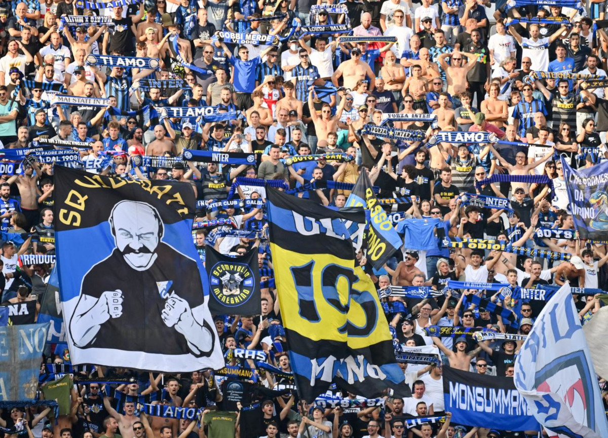 I pm: “Inter, situazioni tossiche e cessioni alle pressioni che finanziano gli ultra” I pm: “Inter, situazioni tossiche e cessioni alle pressioni che finanziano gli ultra”