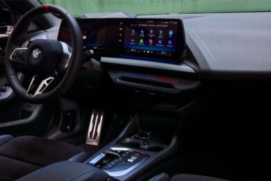 BMW Serie 1: La quarta generazione della compatta premium ridefinisce sportività ed efficienza