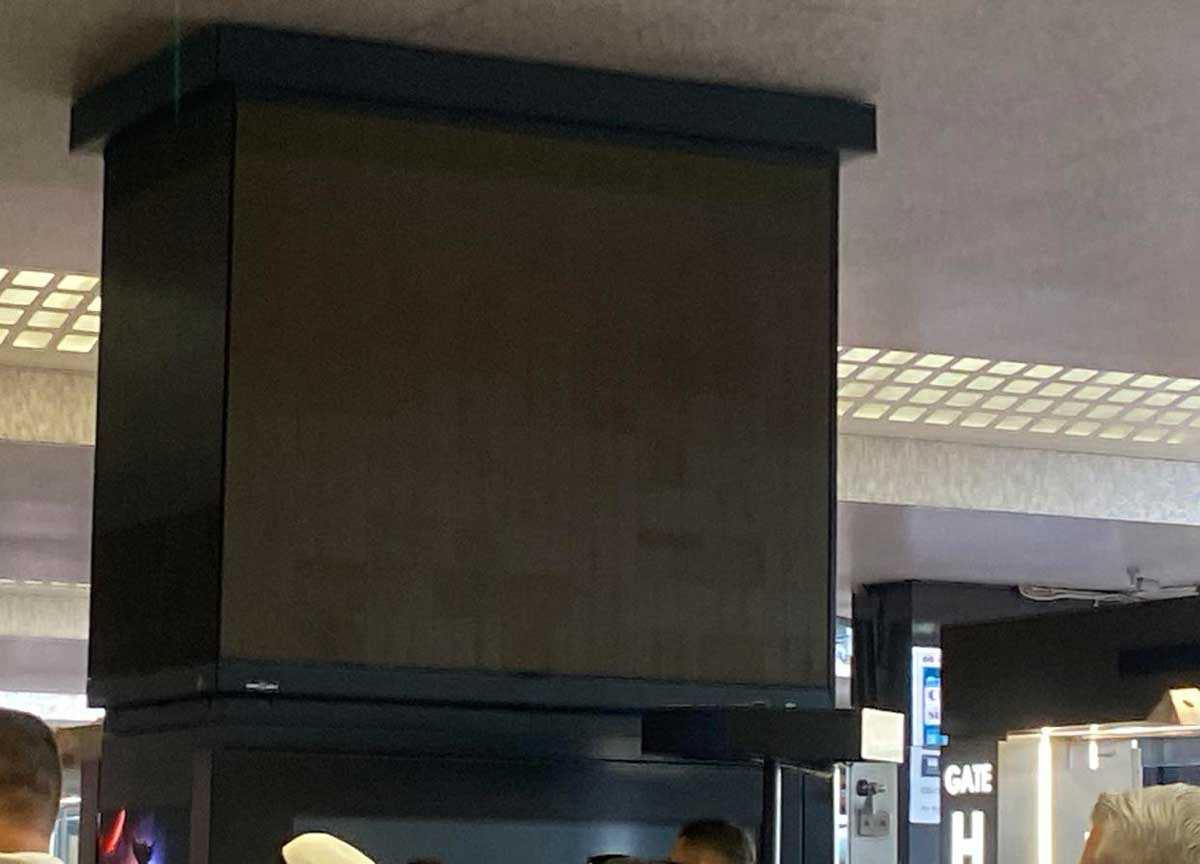 Treni, la tempesta perfetta del mattino: guasto tra Termini e Tiburtina, spenti anche i tabelloni dei ritardi