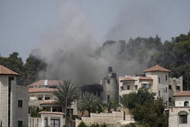 Guerra, l’Iran a Israele dopo i 200 missili: “Se rispondete, Tel Aviv ridotta in cenere”. Ma Netanyahu annuncia vendetta