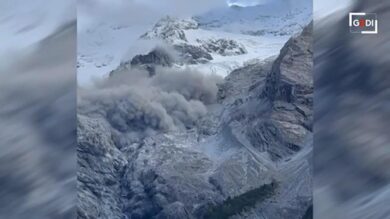 Trentino Alto Adige, enorme frana sull’Ortles. Il boato e poi la colossale nube di polvere. VIDEO