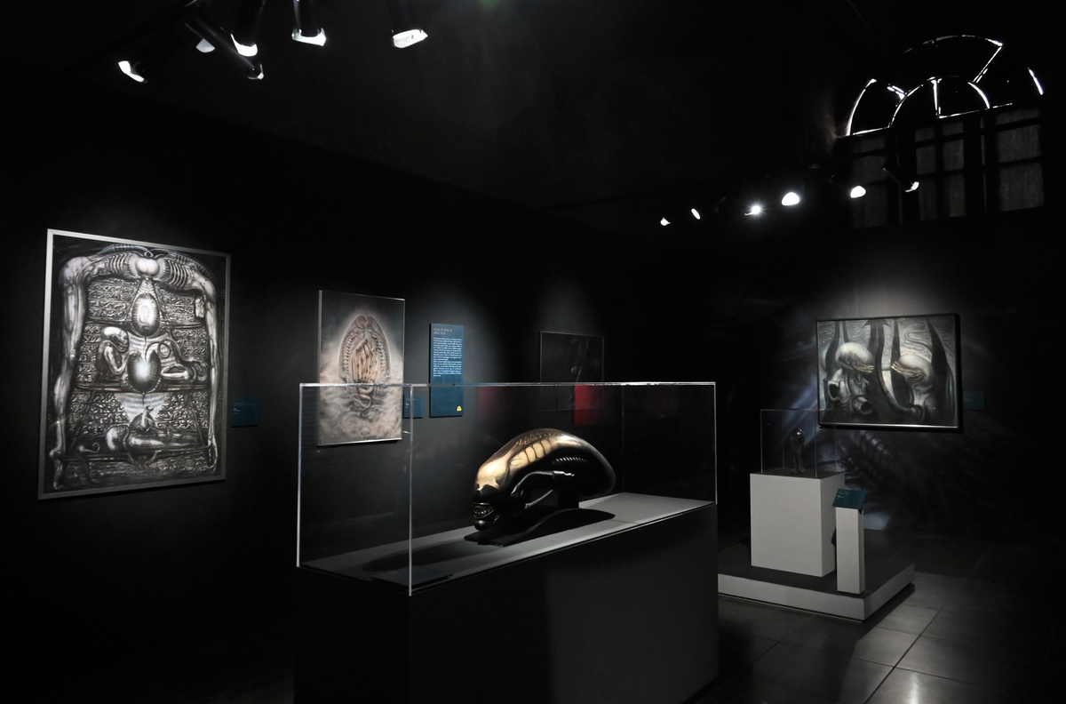 BEYOND ALIEN: H.R. GIGER la prima mostra in Italia