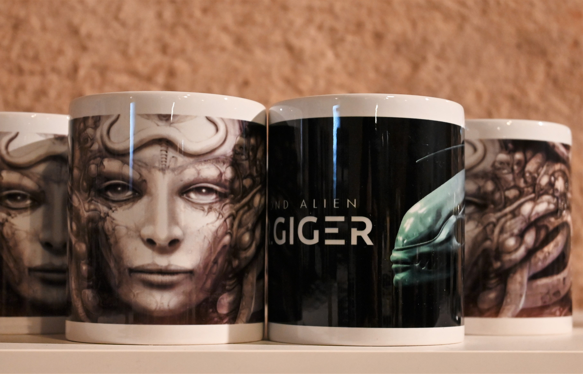 BEYOND ALIEN: H.R. GIGER la prima mostra in Italia