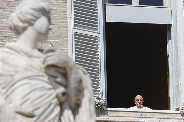 L’irresistibile carriera di monsignor Baldo Reina: sarà cardinale ma subito vicario generale per la Diocesi di Roma L’irresistibile carriera di monsignor Baldo Reina: sarà cardinale ma subito vicario generale per la Diocesi di Roma