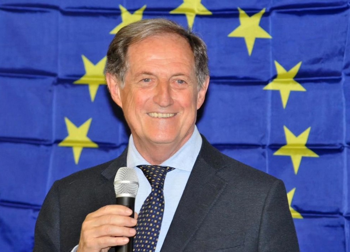 Mantovani (FdI): “Ritiro della querela a Canfora? Meloni troppo generosa” Mantovani (FdI): “Ritiro della querela a Canfora? Meloni troppo generosa”