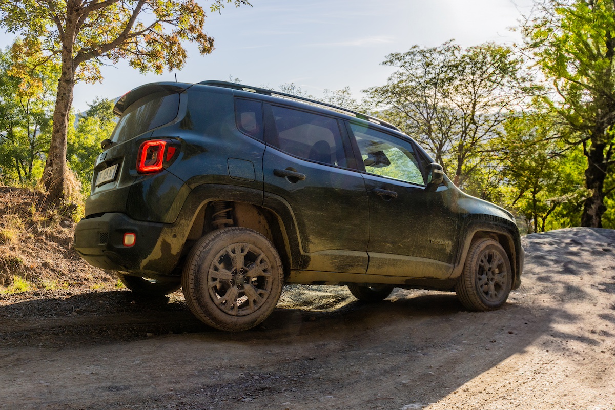 Jeep Renegade e Compass North Star: l’edizione speciale celebra il milione di unità vendute in Europa Jeep Renegade e Compass North Star: l’edizione speciale celebra il milione di unità vendute in Europa