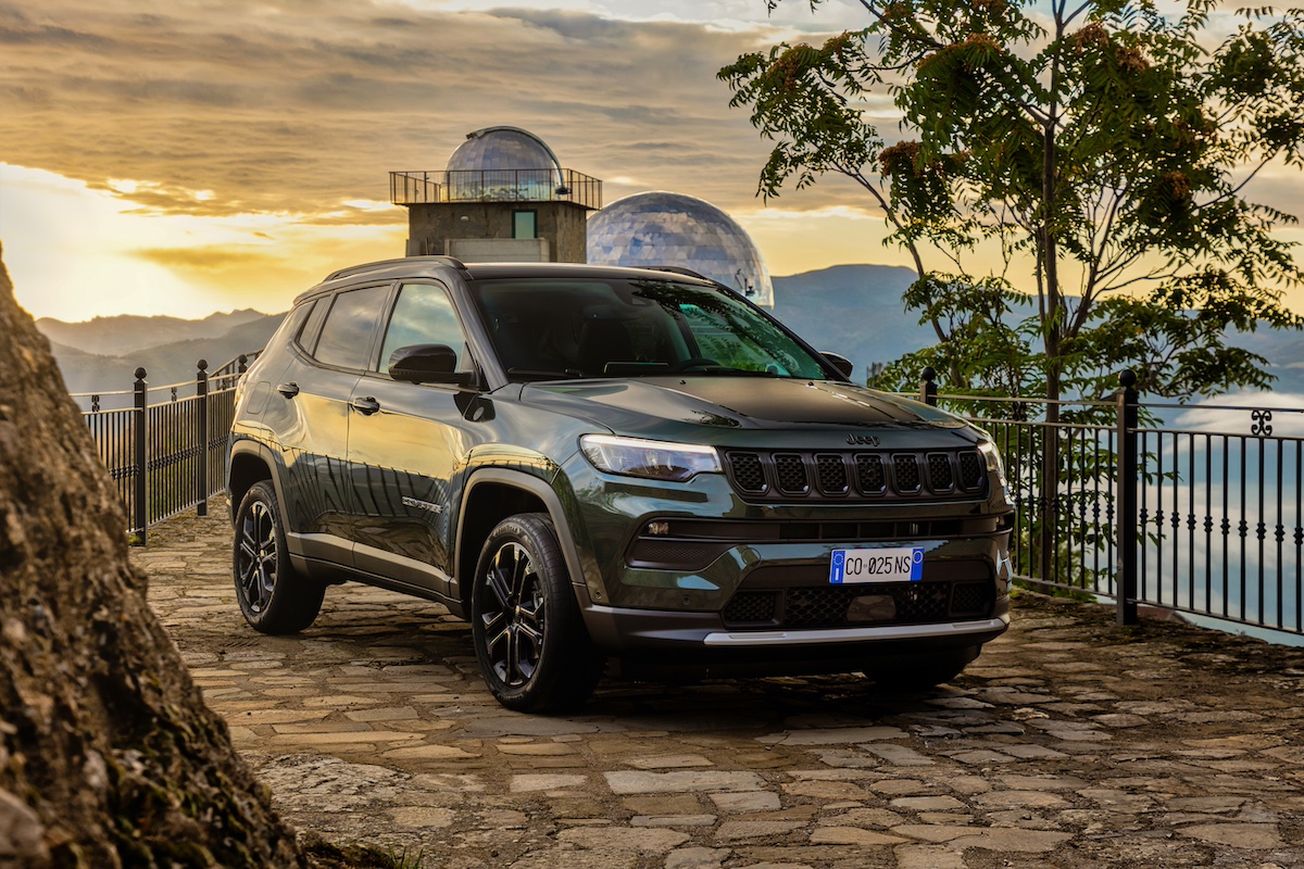 Jeep Renegade e Compass North Star: l’edizione speciale celebra il milione di unità vendute in Europa Jeep Renegade e Compass North Star: l’edizione speciale celebra il milione di unità vendute in Europa