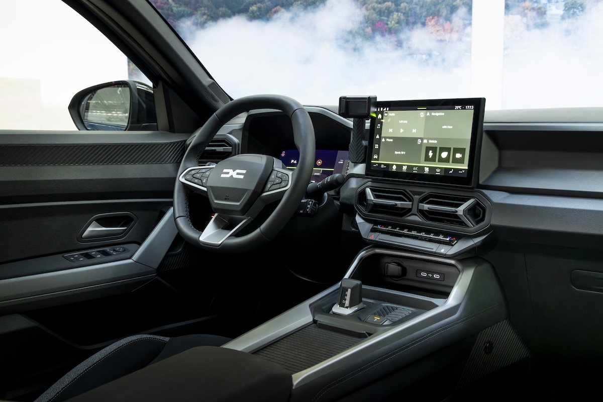 Dacia Bigster 2024: il nuovo C-SUV robusto ed eco-smart con motorizzazioni elettrificate