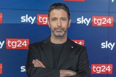 Rigopiano, Valsecchi diffida Chora Media e Pablo Trincia: “Mi hanno rubato il progetto”. La replica: “Usati solo materiali originali”