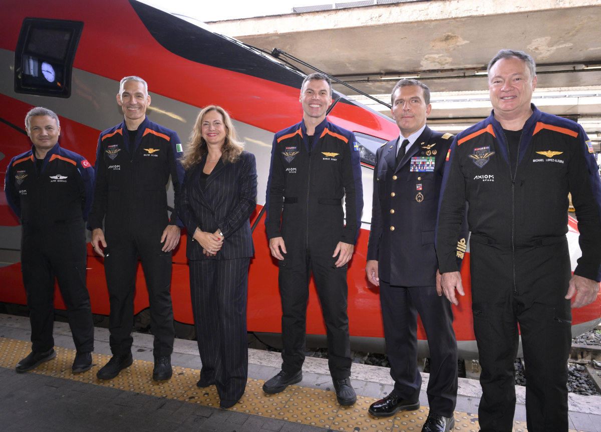 Trenitalia, gli astronauti della missione Ax-3 in viaggio con Frecciarossa Trenitalia, gli astronauti della missione Ax-3 in viaggio con Frecciarossa