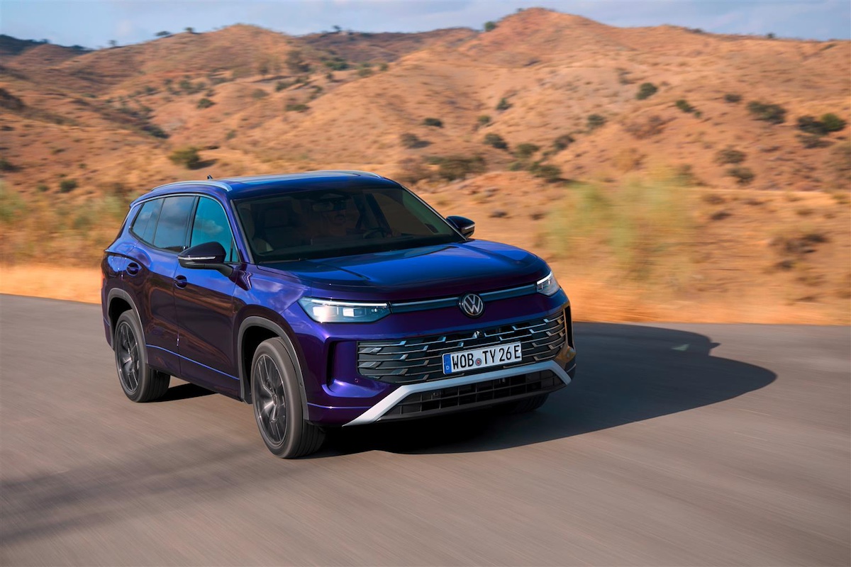 Volkswagen Tayron: il nuovo SUV tra Touareg e Tiguan, versatile ed efficiente Volkswagen Tayron: il nuovo SUV tra Touareg e Tiguan, versatile ed efficiente