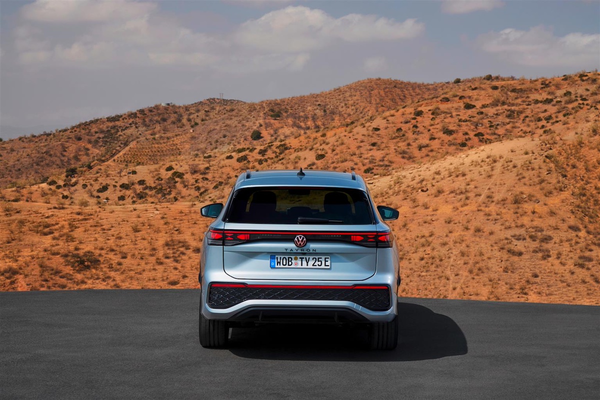 Volkswagen Tayron: il nuovo SUV tra Touareg e Tiguan, versatile ed efficiente Volkswagen Tayron: il nuovo SUV tra Touareg e Tiguan, versatile ed efficiente