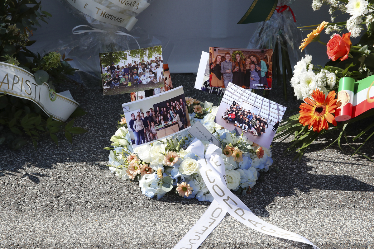 Funerali Sammy Basso, la lettera scritta prima di morire: “Ricordatemi di me facendo festa” Funerali Sammy Basso, la lettera scritta prima di morire: “Ricordatemi di me facendo festa”