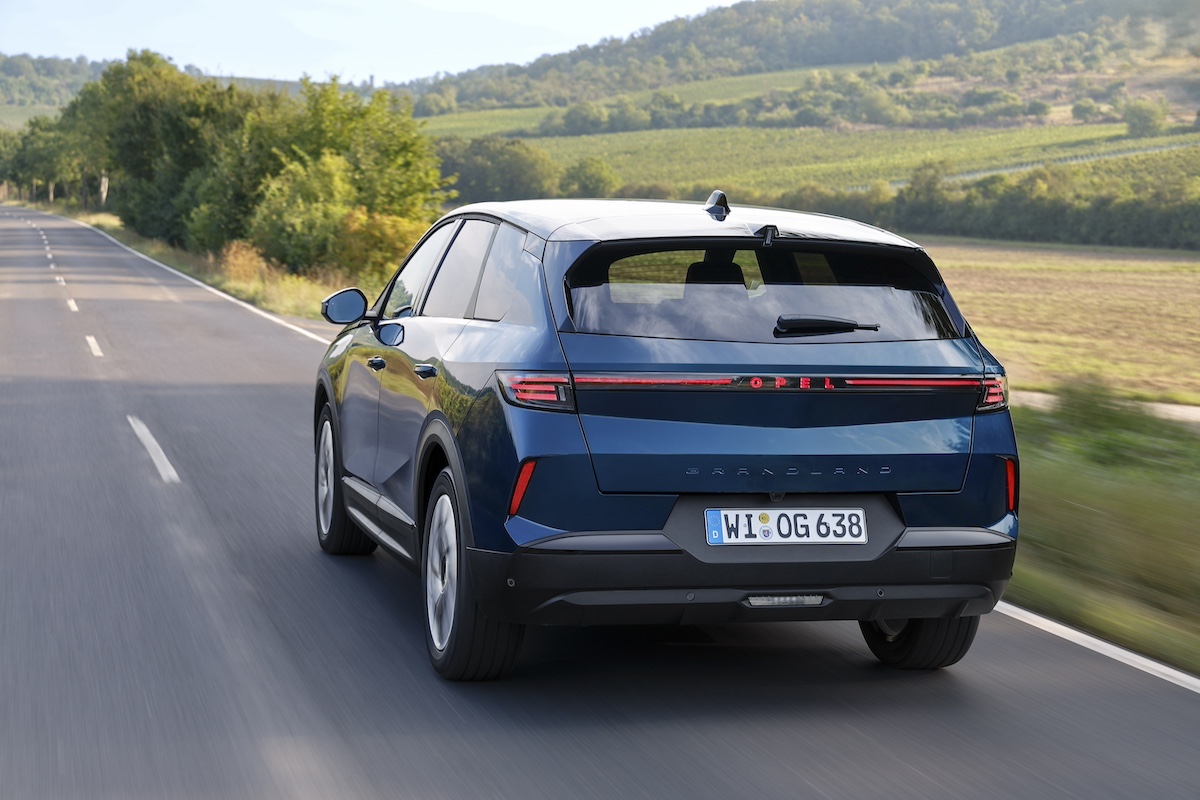 Opel nuovo Grandland : il SUV che ridefinisce comfort, design e sostenibilità Opel nuovo Grandland : il SUV che ridefinisce comfort, design e sostenibilità