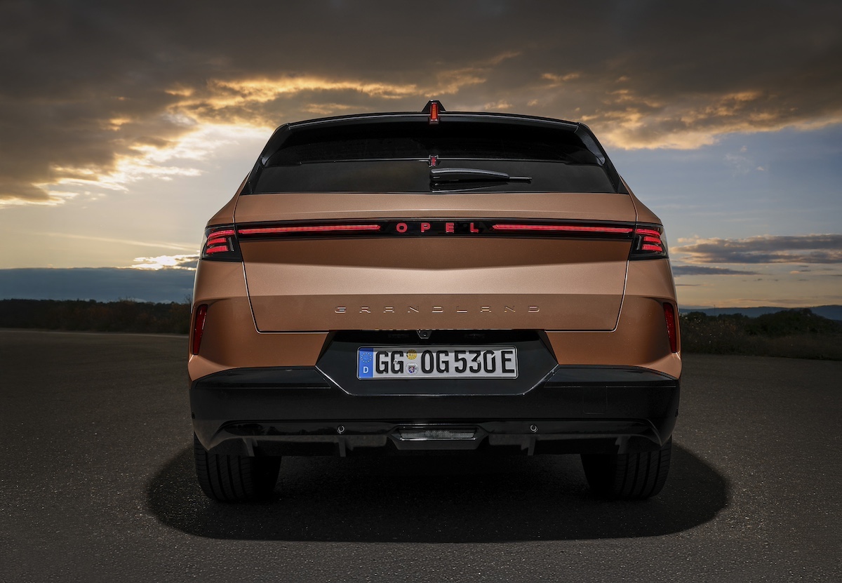 Opel nuovo Grandland : il SUV che ridefinisce comfort, design e sostenibilità Opel nuovo Grandland : il SUV che ridefinisce comfort, design e sostenibilità