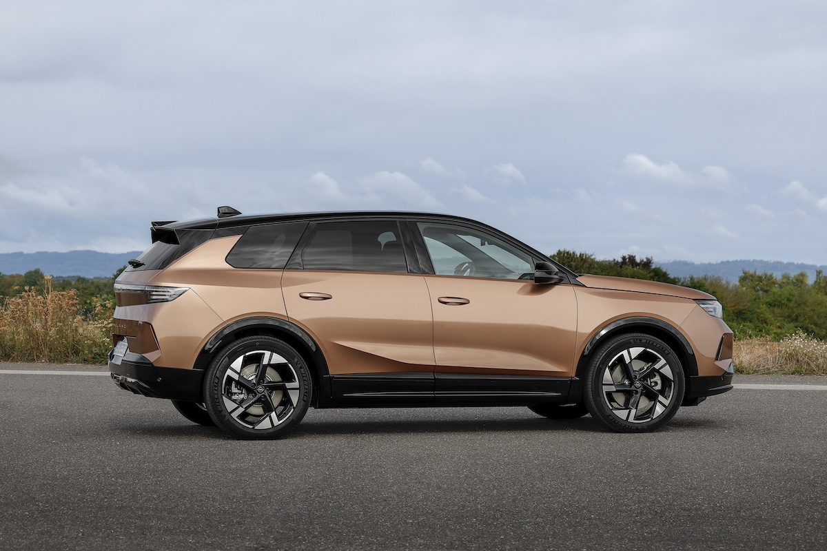 Opel nuovo Grandland : il SUV che ridefinisce comfort, design e sostenibilità Opel nuovo Grandland : il SUV che ridefinisce comfort, design e sostenibilità