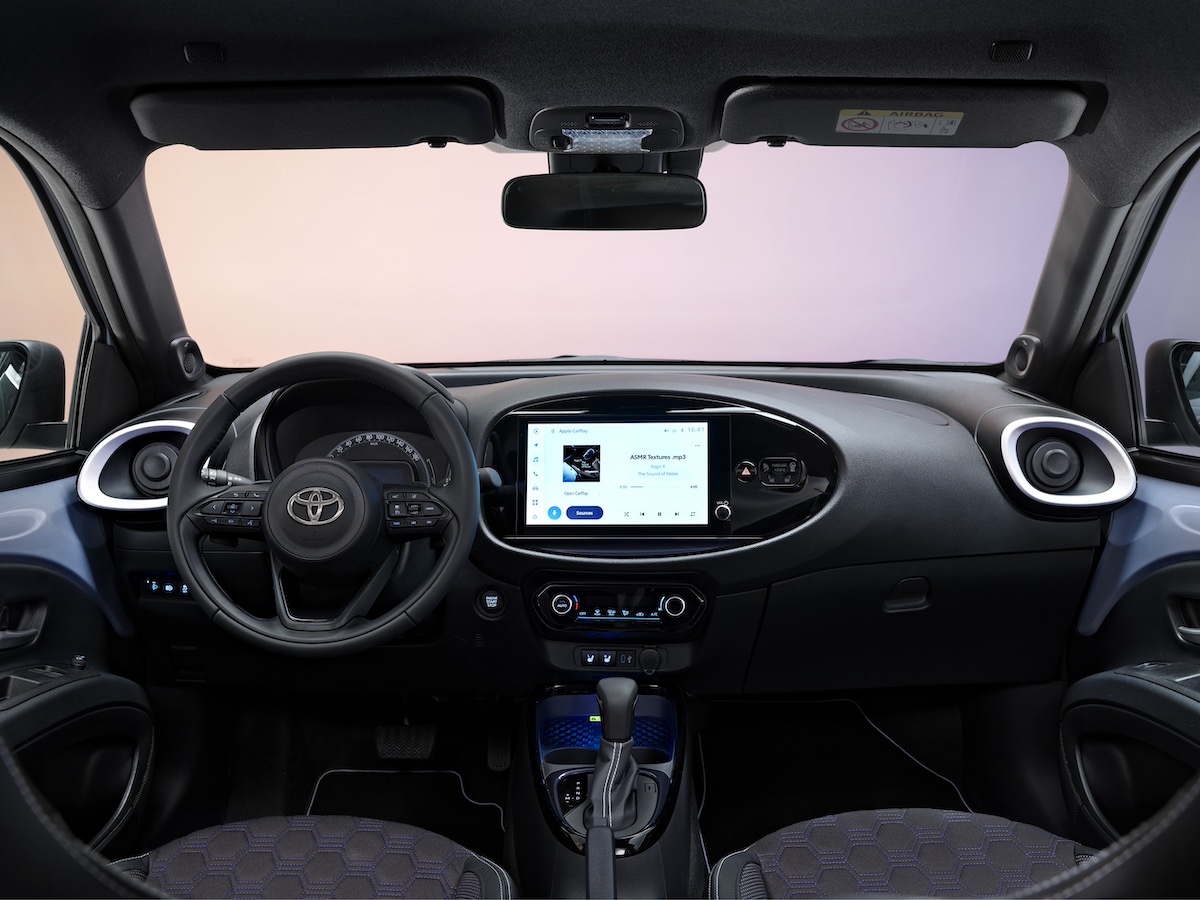 Toyota Aygo X JBL: il suono premium di JBL incontra il design audace del crossover compatto Toyota Aygo X JBL: il suono premium di JBL incontra il design audace del crossover compatto