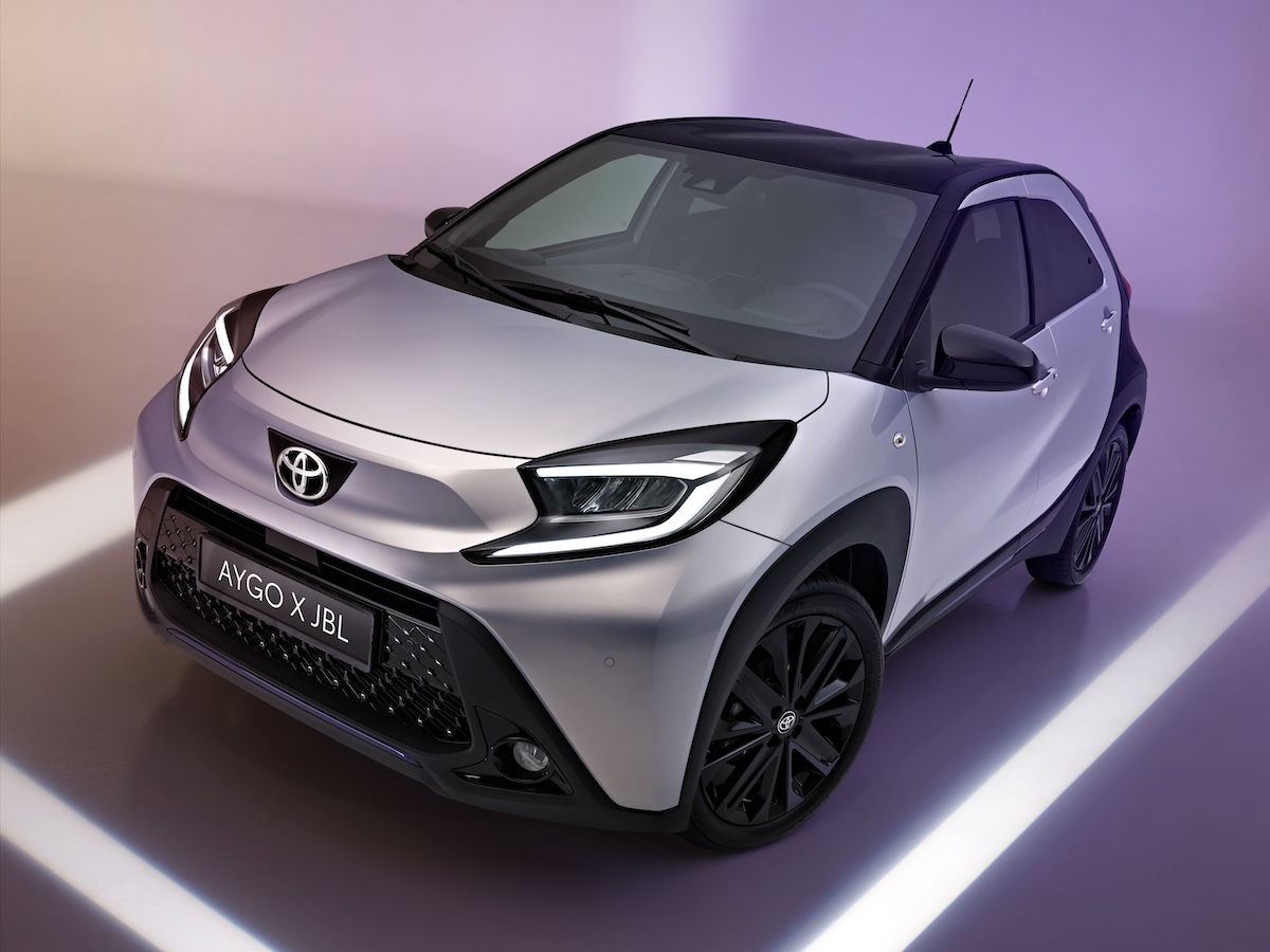 Toyota Aygo X JBL: il suono premium di JBL incontra il design audace del crossover compatto Toyota Aygo X JBL: il suono premium di JBL incontra il design audace del crossover compatto