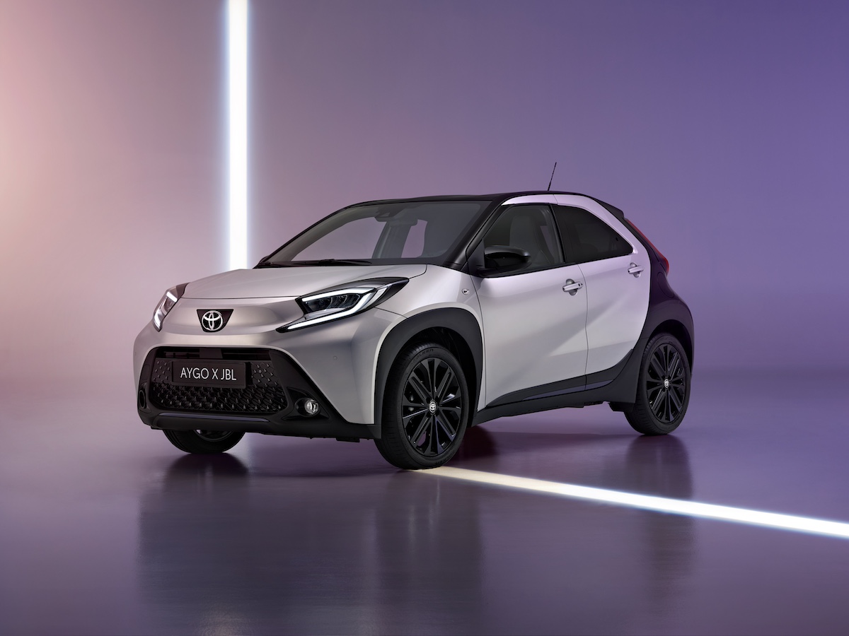 Toyota Aygo X JBL: il suono premium di JBL incontra il design audace del crossover compatto Toyota Aygo X JBL: il suono premium di JBL incontra il design audace del crossover compatto