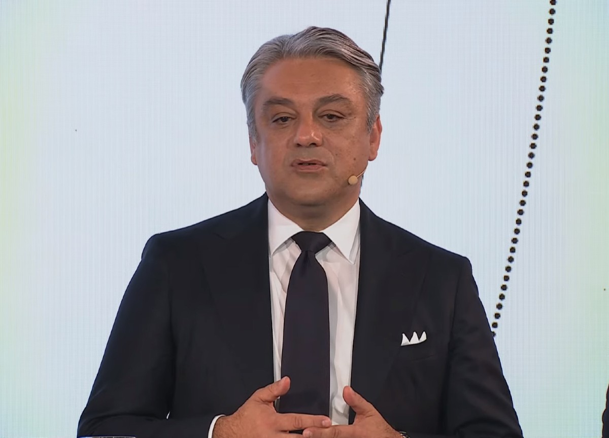 Luca De Meo, CEO di Renault: “Stiamo affrontando la modernità dell’automotive con agilità e visione” Luca De Meo, CEO di Renault: “Stiamo affrontando la modernità dell’automotive con agilità e visione”