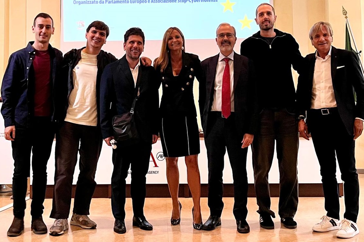 Galleria foto 'Tutela della persona online e lotta al cyberbullismo: l’incontro a Milano' - foto 1