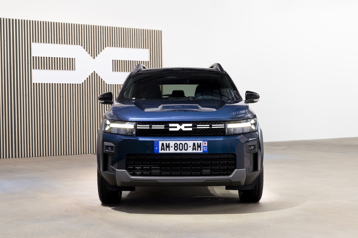 Dacia rivoluziona il segmento C-SUV con il debutto del Bigster e altre novità al Salone dell’Auto di Parigi 2024 Dacia rivoluziona il segmento C-SUV con il debutto del Bigster e altre novità al Salone dell’Auto di Parigi 2024
