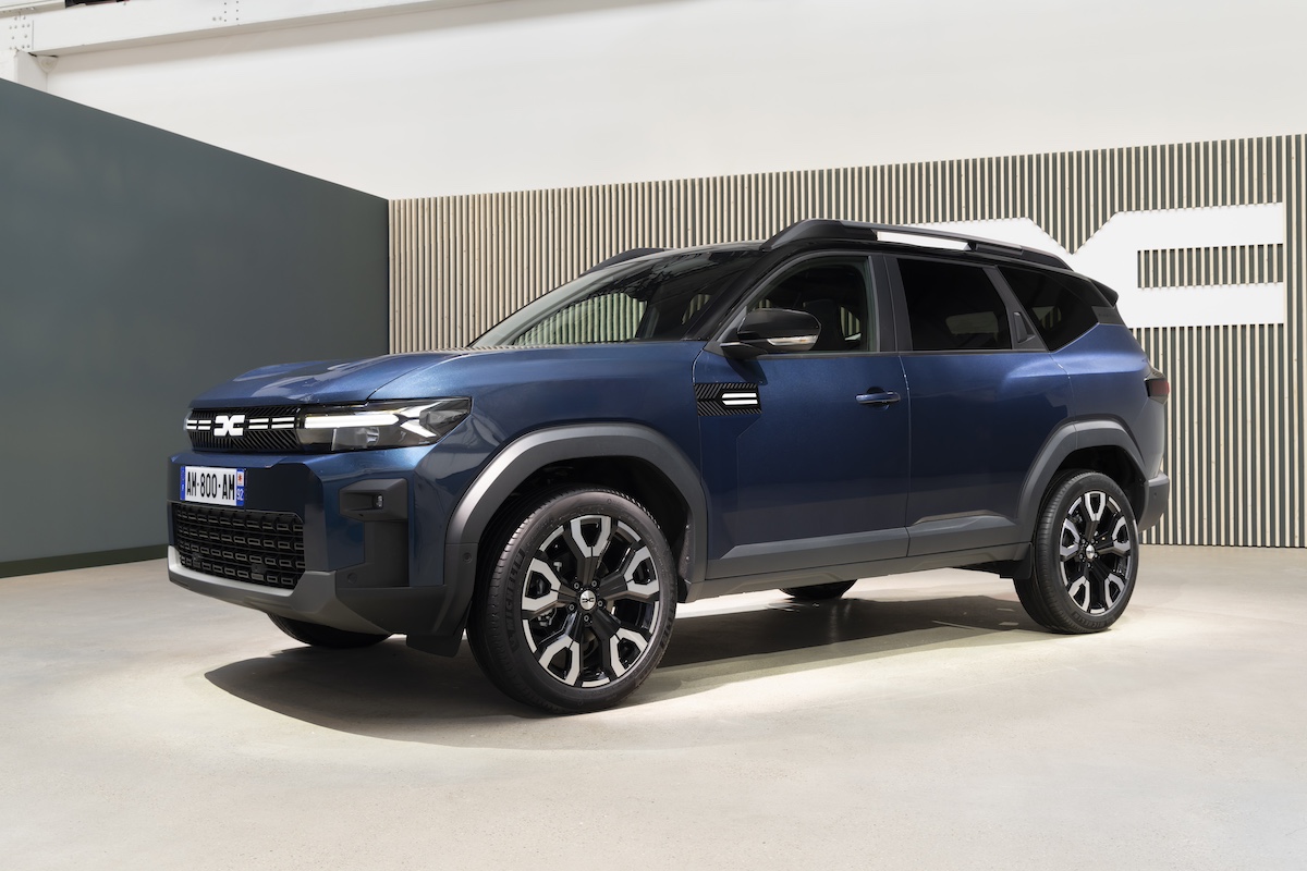 Dacia rivoluziona il segmento C-SUV con il debutto del Bigster e altre novità al Salone dell’Auto di Parigi 2024 Dacia rivoluziona il segmento C-SUV con il debutto del Bigster e altre novità al Salone dell’Auto di Parigi 2024