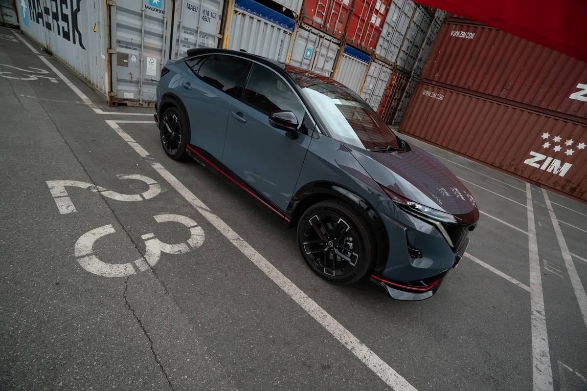 Nissan Ariya NISMO: design sportivo e prestazioni elevate a partire da 65.850€