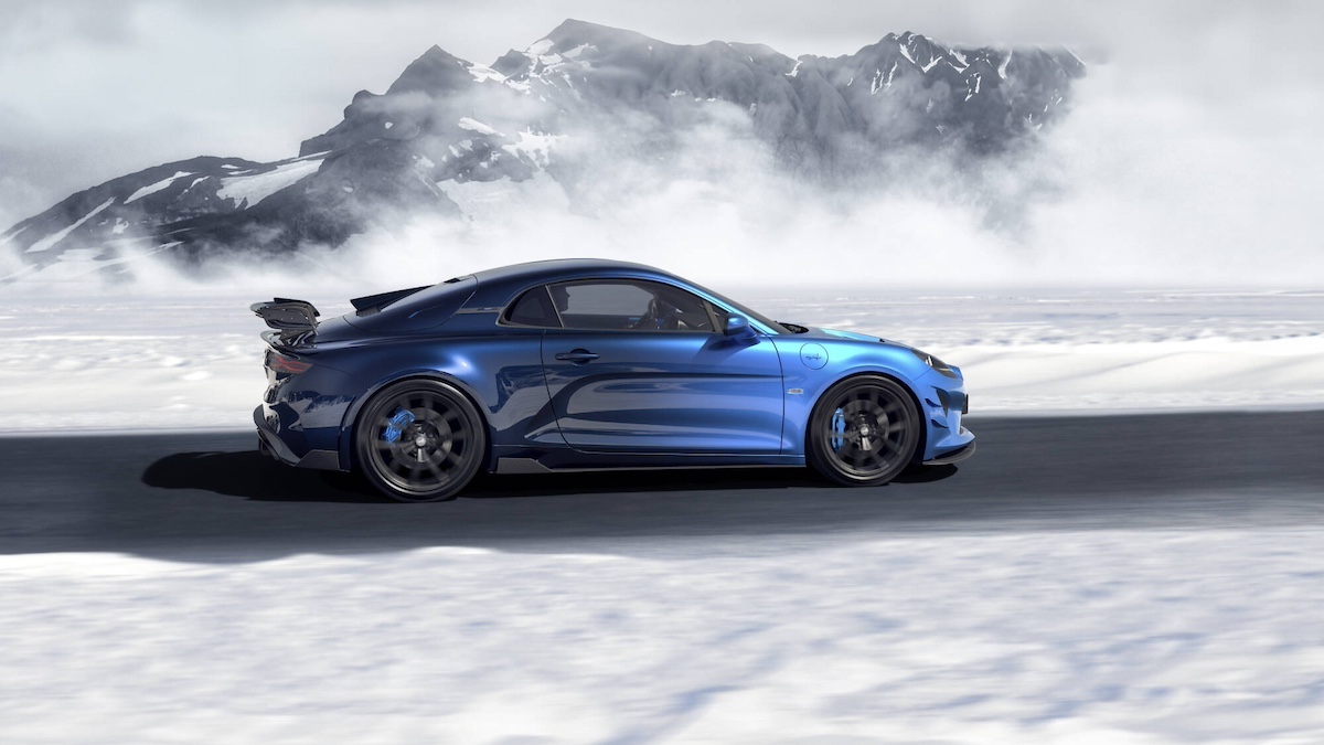 Alpine A110 R Ultime: la sportiva più estrema di Alpine in serie limitata debutta al Salone di Parigi 2024