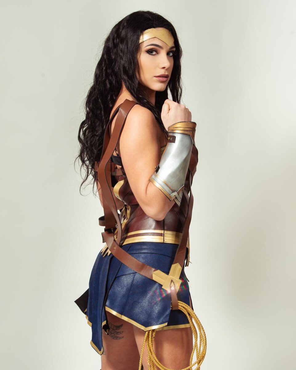 Himorta, la cosplayer più seguita d’Europa con oltre 1 milione di followers, special guest star al Lucca Comics & Games 2024 Himorta, la cosplayer più seguita d’Europa con oltre 1 milione di followers, special guest star al Lucca Comics & Games 2024