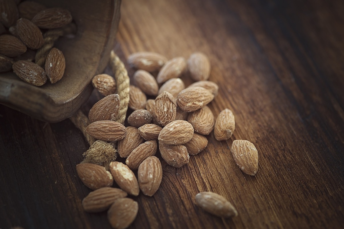 Trigliceridi Alti: 10 alimenti per ridurli in modo naturale e veloce Trigliceridi Alti: 10 alimenti per ridurli in modo naturale e veloce
